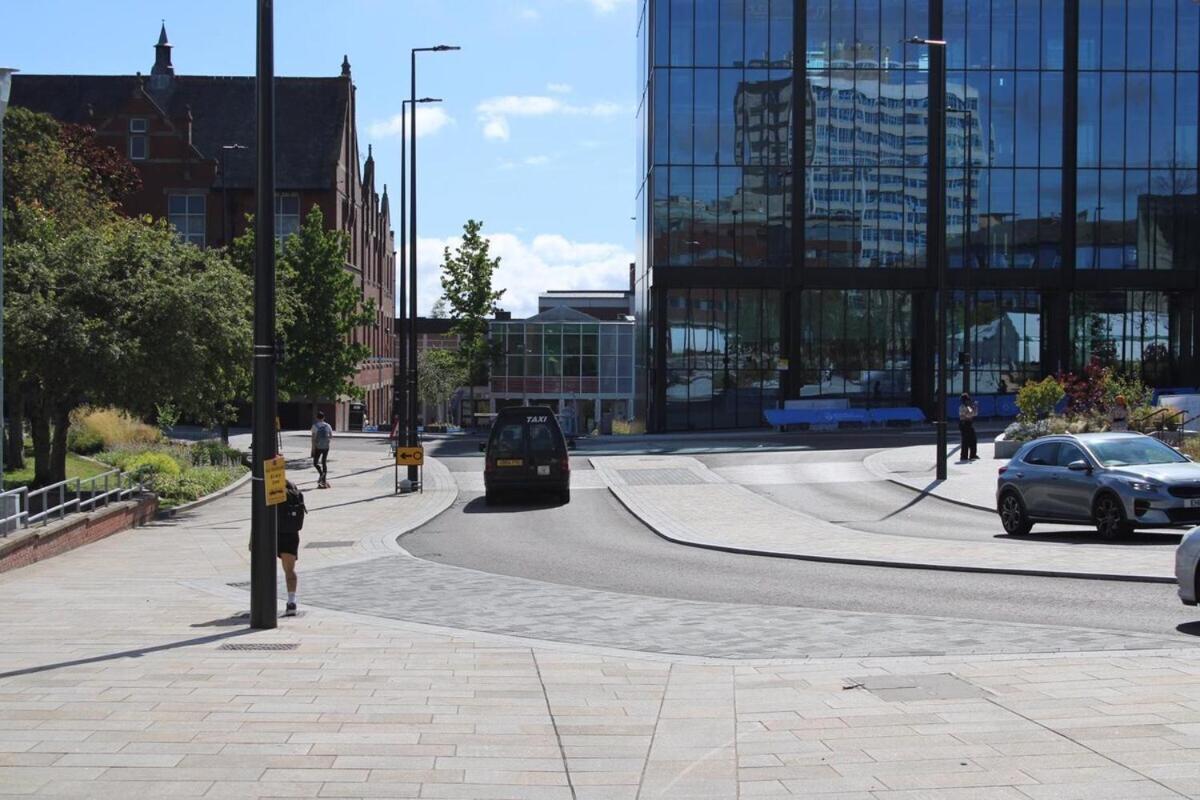Two Bedroom Apartment, Free Parking, Close To Uclan And Free Wifi Preston  Buitenkant foto