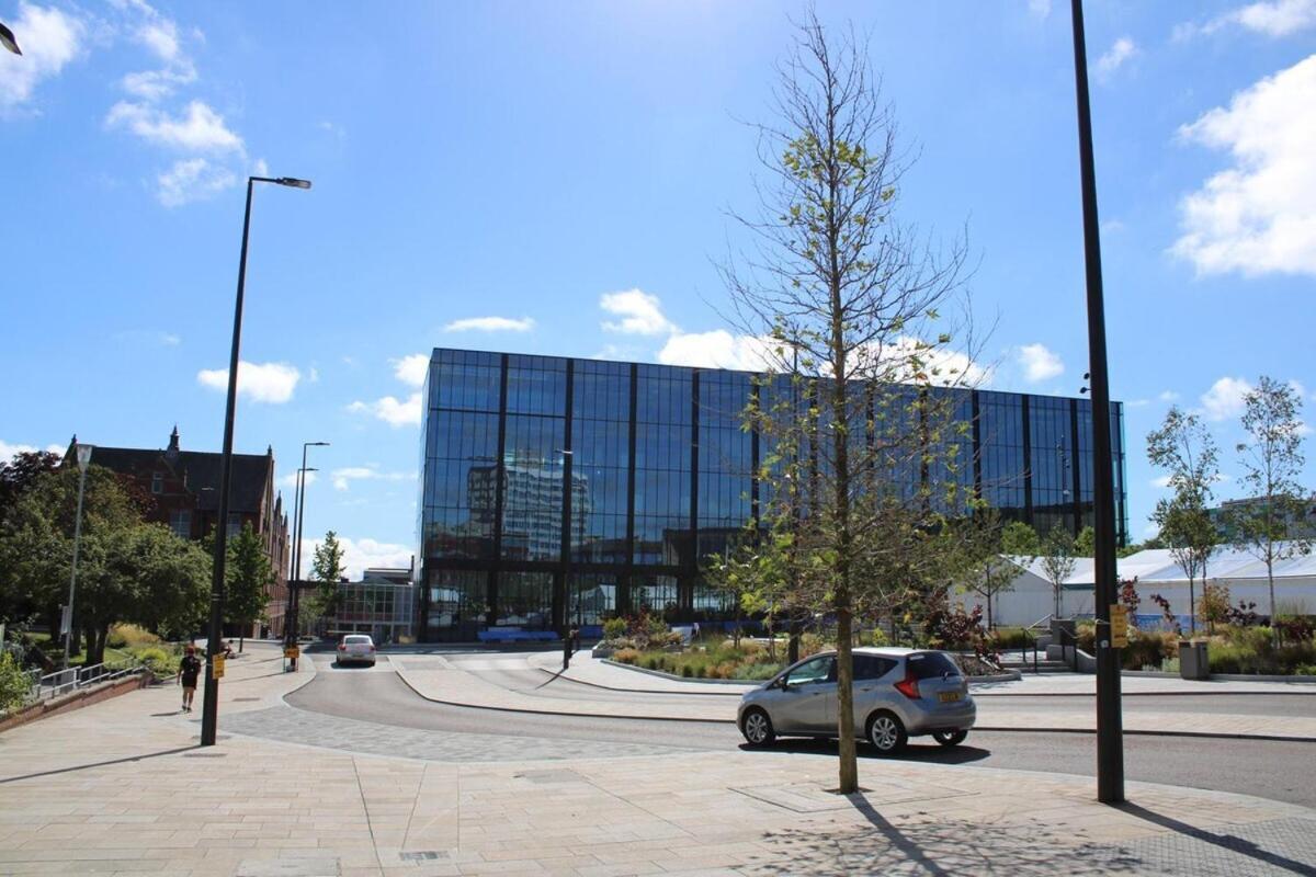 Two Bedroom Apartment, Free Parking, Close To Uclan And Free Wifi Preston  Buitenkant foto