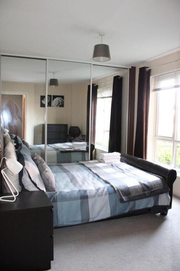 Two Bedroom Apartment, Free Parking, Close To Uclan And Free Wifi Preston  Buitenkant foto